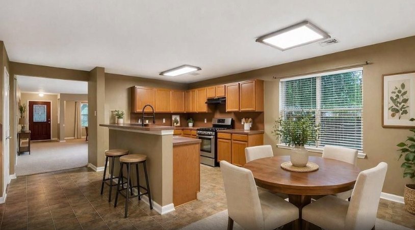 Houston House: 9219 Pinderfield Ct