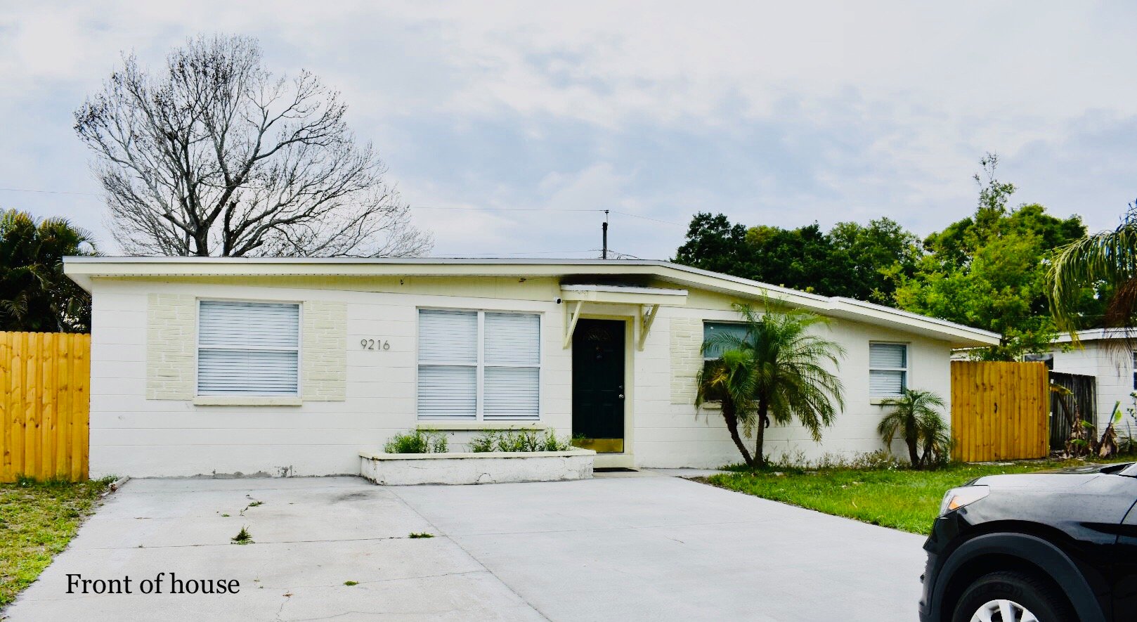 Seminole House: 9216 82nd St