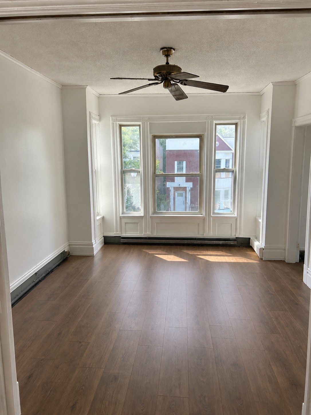 Troy Other: 134 6th Ave,