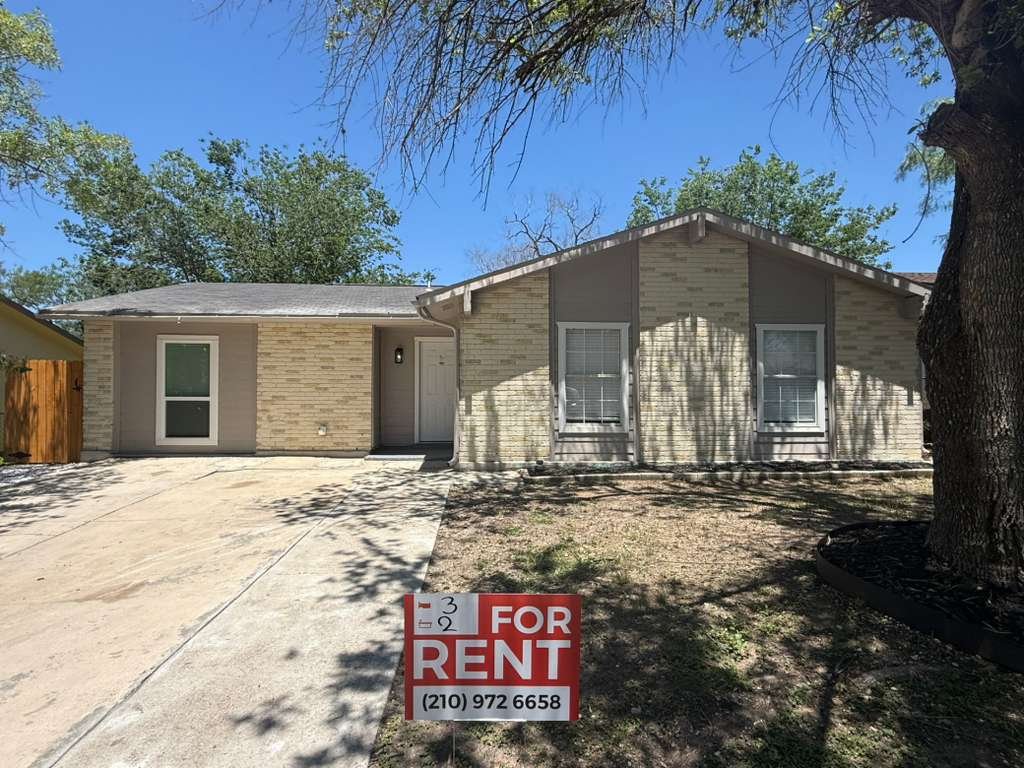 San Antonio House: 5331 Beryl Cv