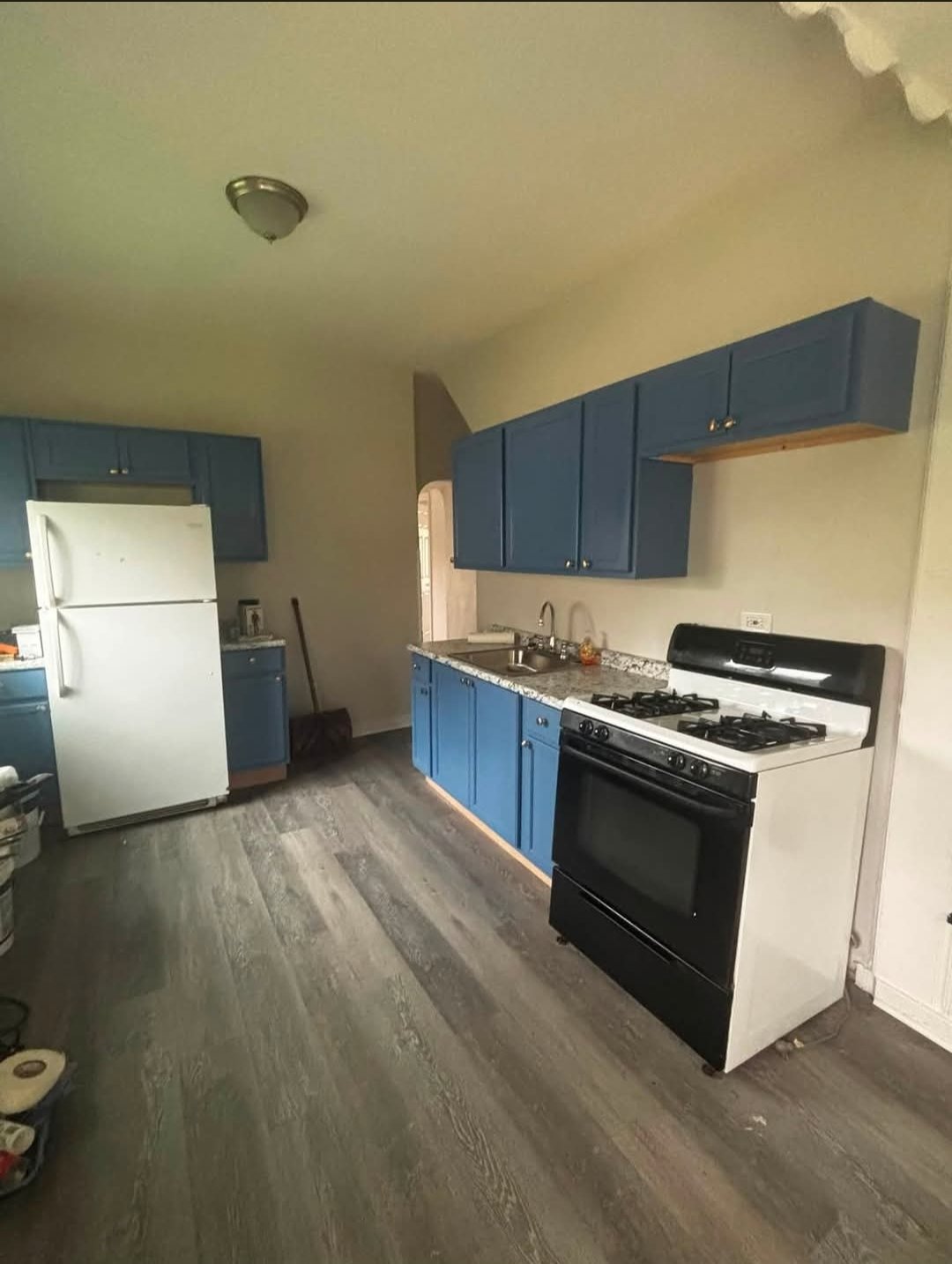 Verona House: 6707 Leechburgh rd