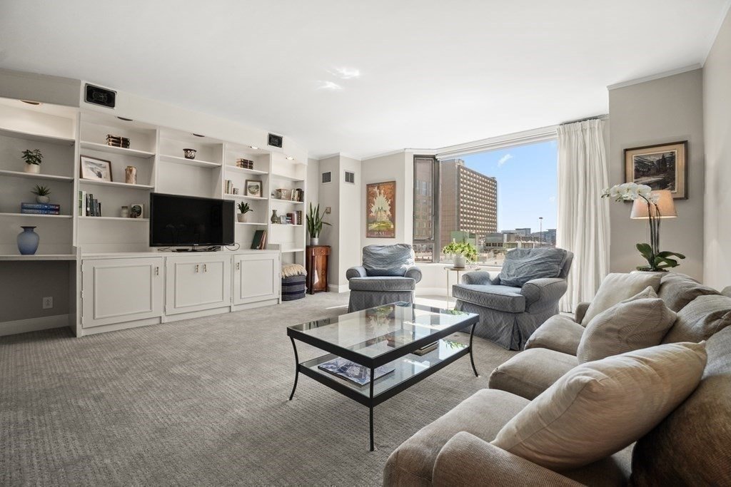 Boston Condo: 220 Boylston St