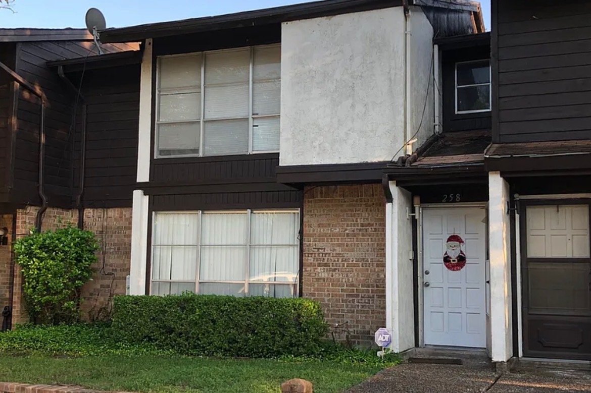 Lancaster House: 258 Rolling Hills Pl