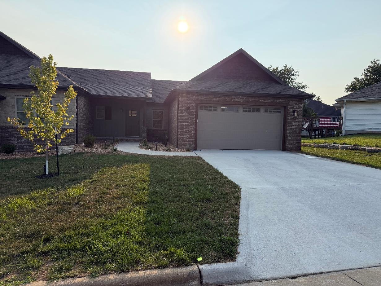 Nixa Multiplex: 1238 Bluegrass Rd