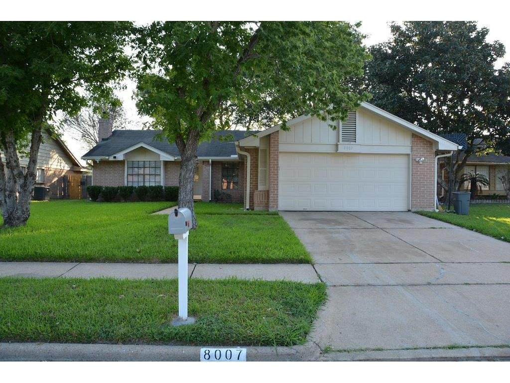 Houston House: 8007 Vista Del Sol Dr.