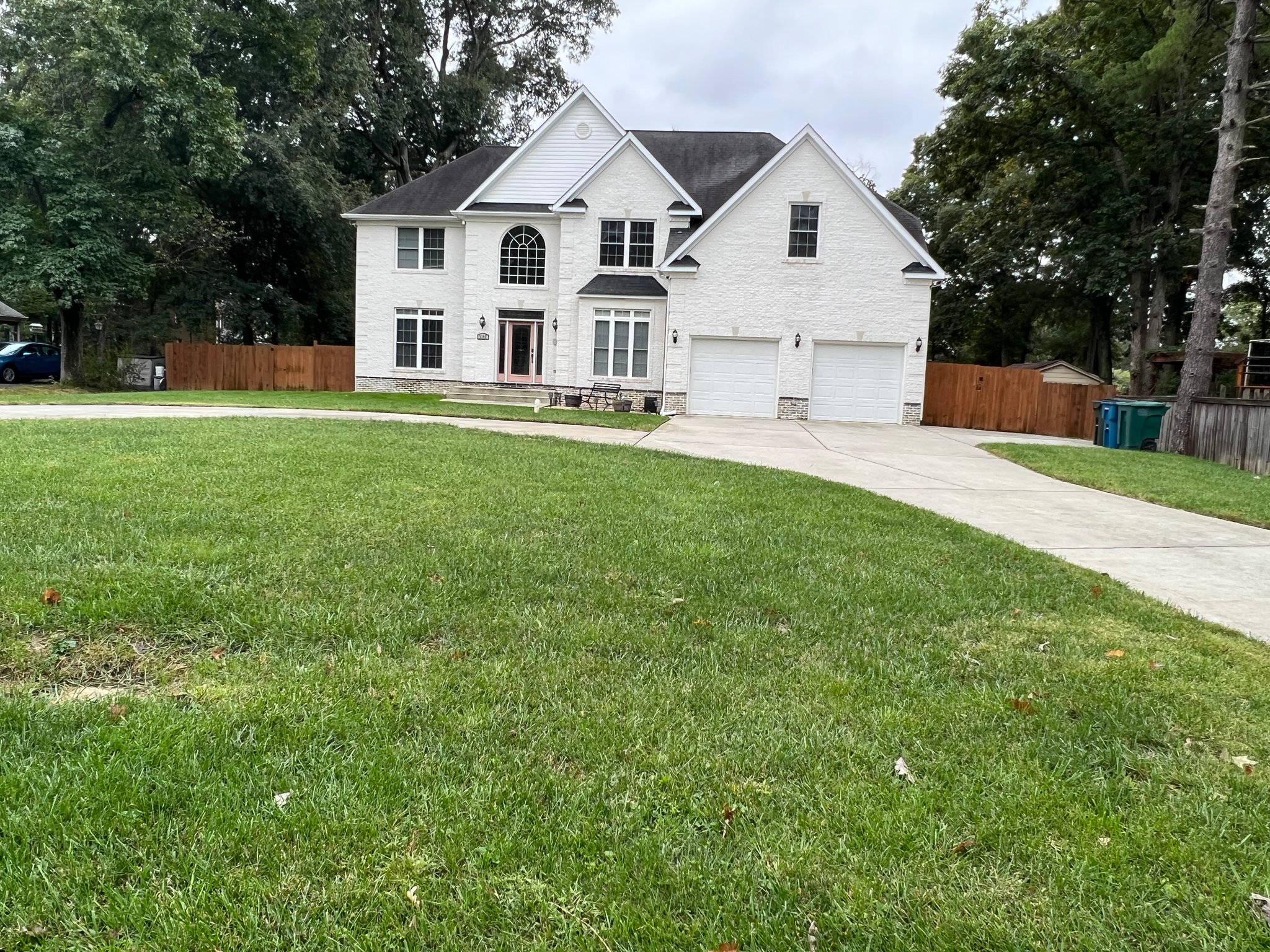Springfield House: 7102 Oriole Ave