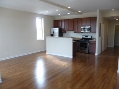 Chicago Condo: 3559 N Milwaukee