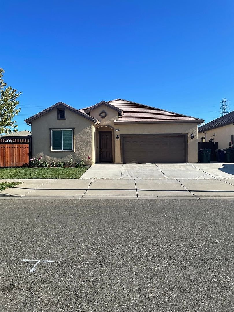 Merced House: 1210 Wildcat Dr