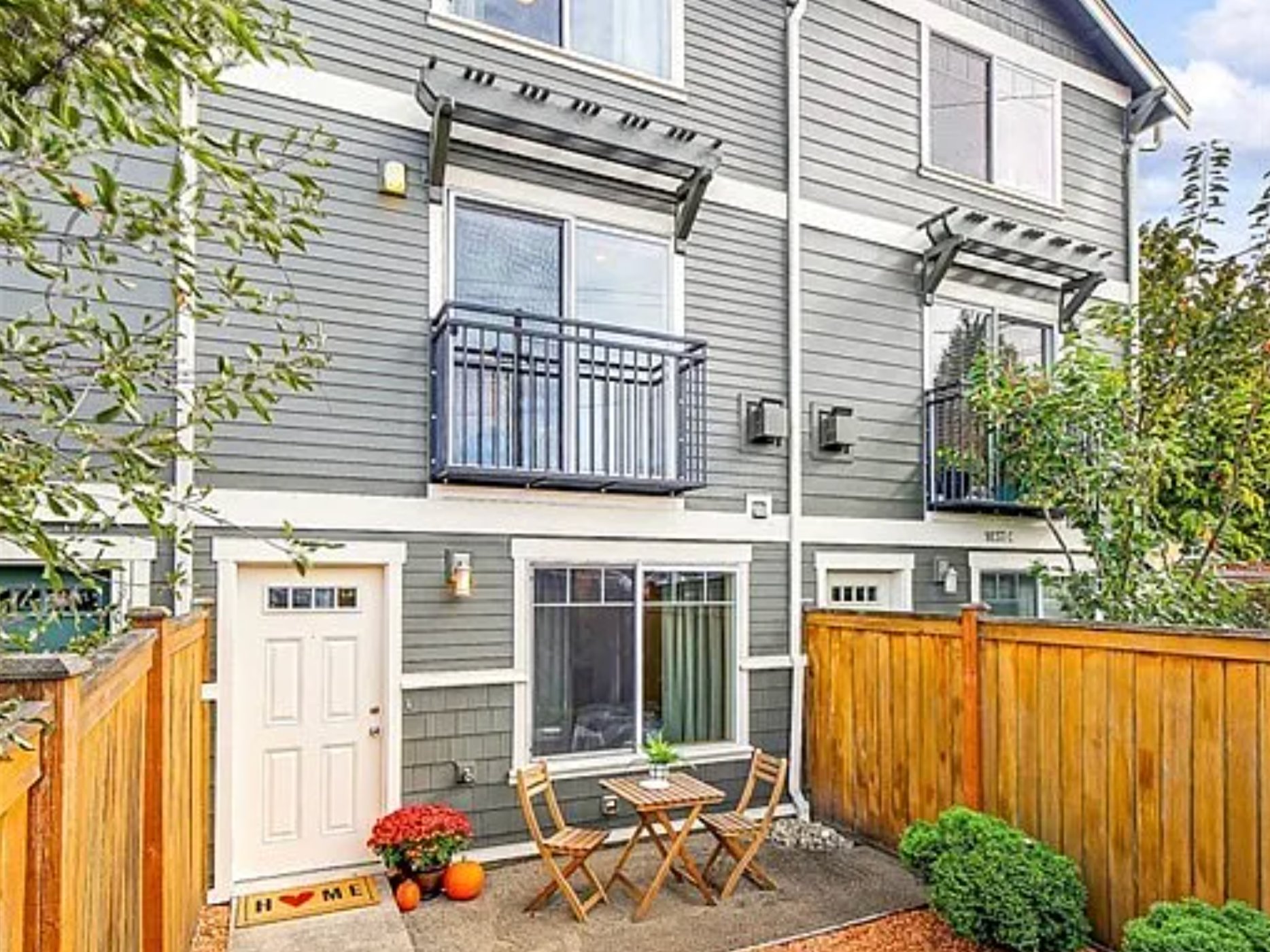 Seattle Townhome: 9237 17th Ave SW unit b, Seattle, WA 98106, USA