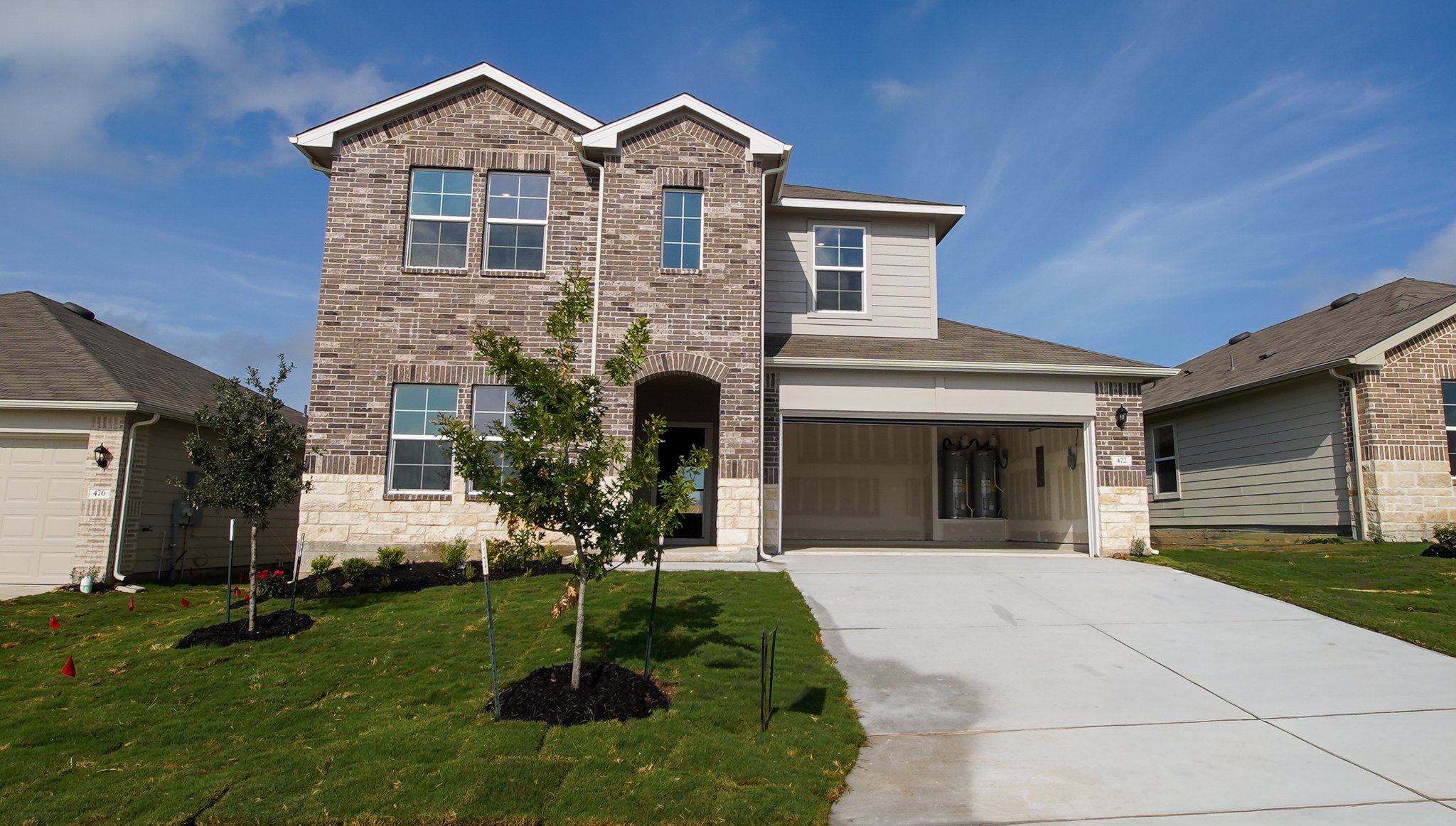 Seguin House: 472 Desert Willow