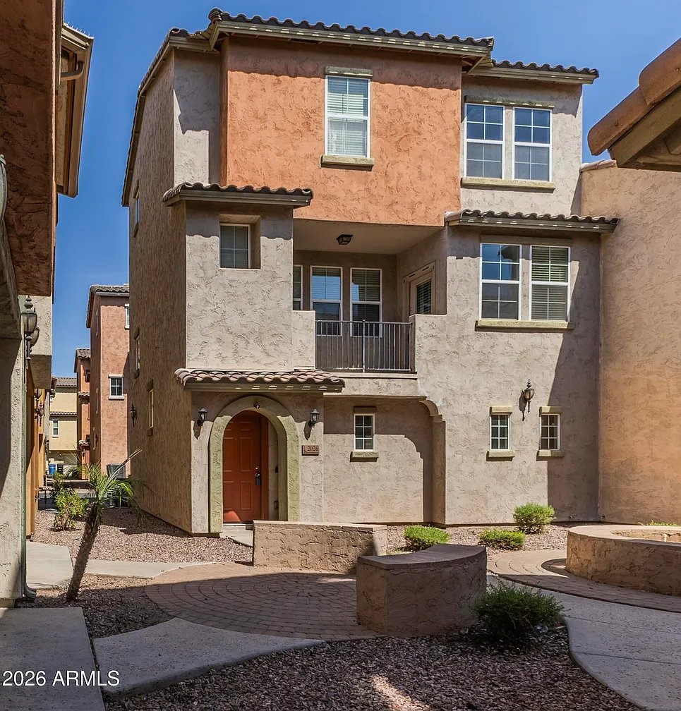 Phoenix Townhome: 2026 N 78th Glen