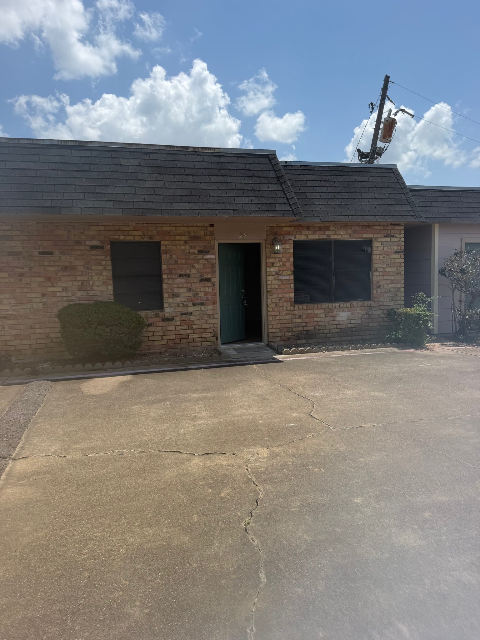 Beaumont Townhome: 6758 Prutzman Rd