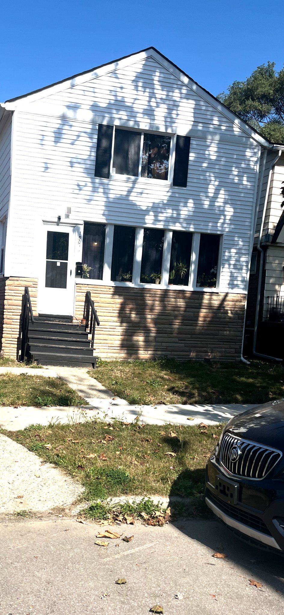 Detroit House: 15011 Liberal St