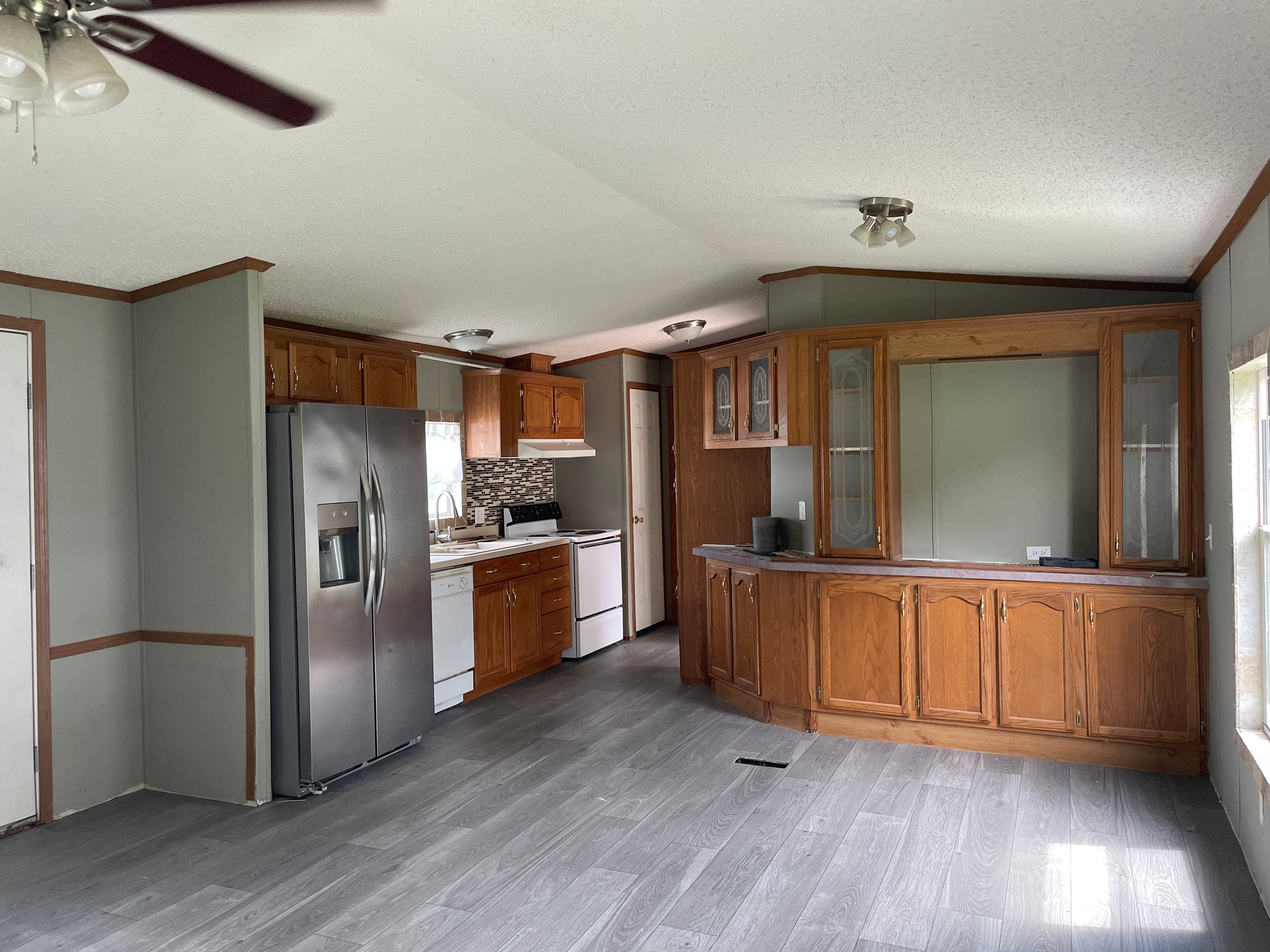 Dixon Springs House: 201 Cumberland Avenue