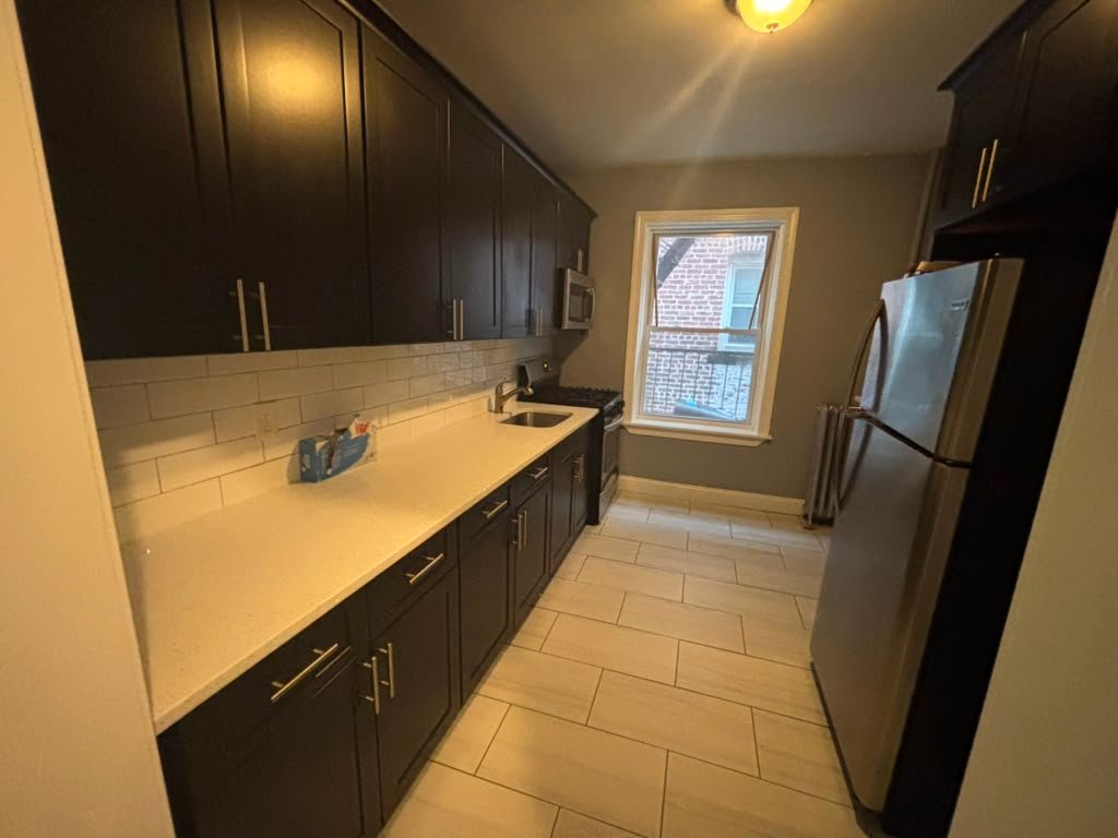 Bayonne Apartment: 735 Ave A