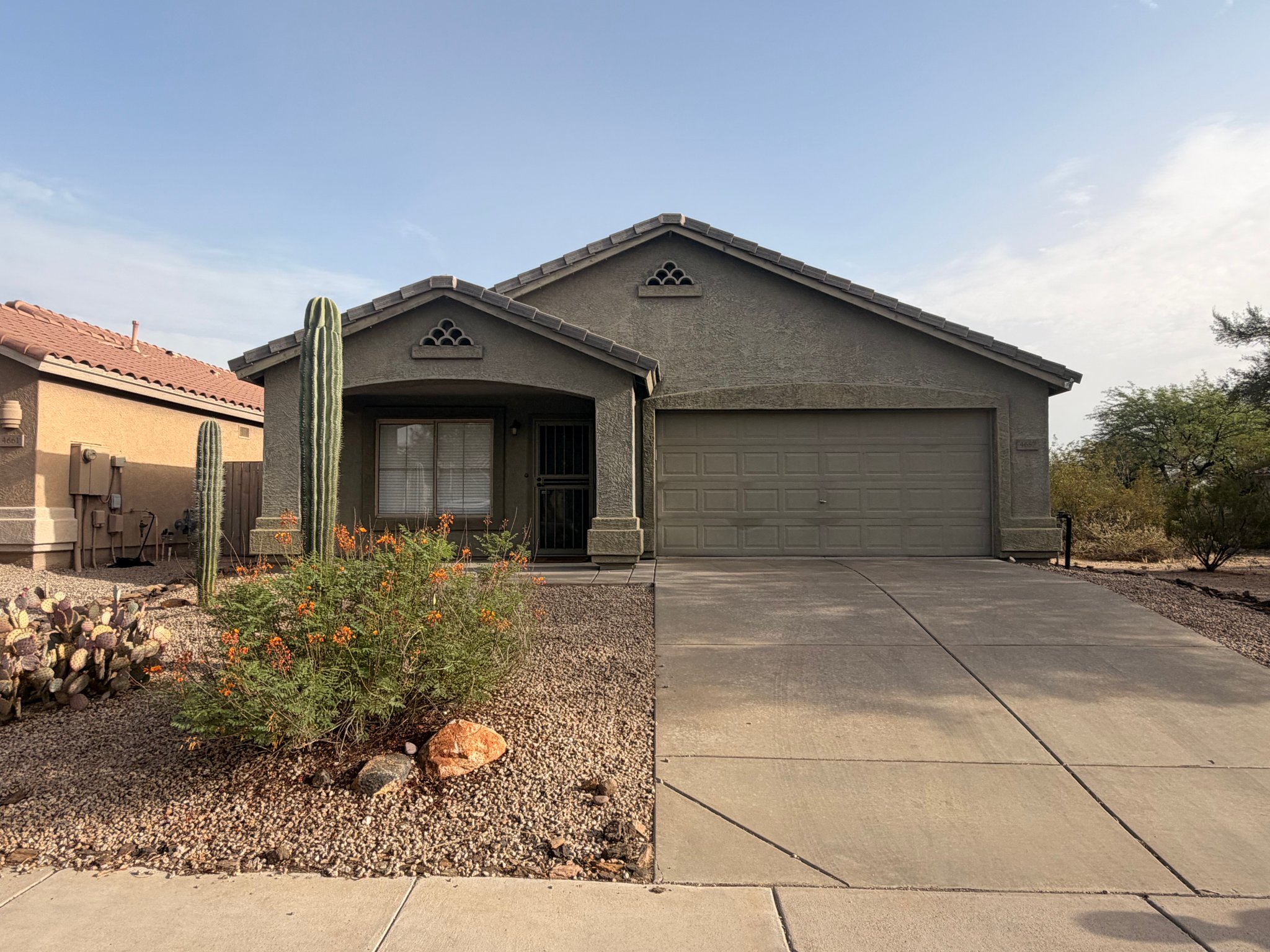 Cave Creek House: 4657 E Matt Dillon Trl