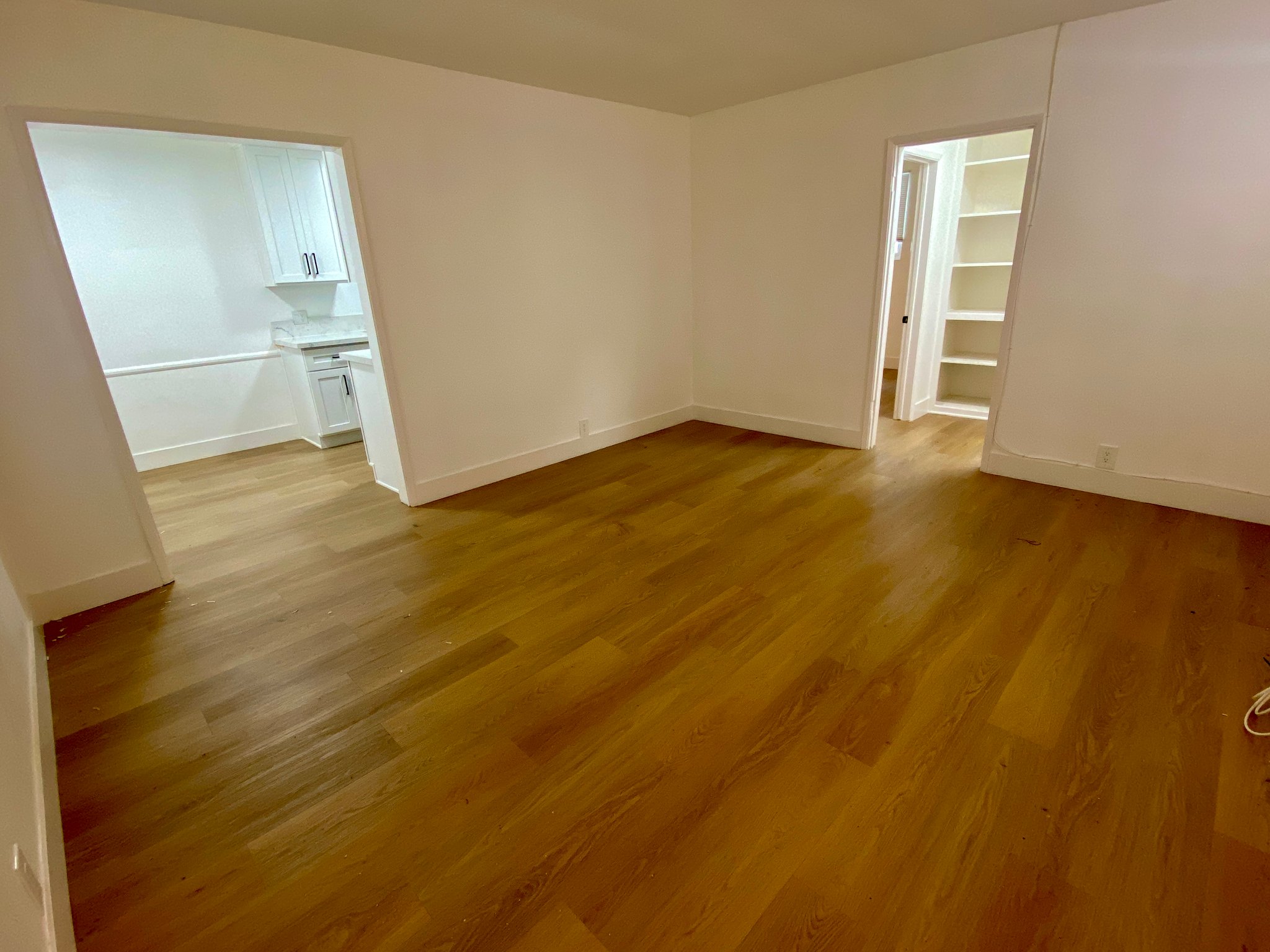 Los Angeles Apartment: 5840 Gregory Ave