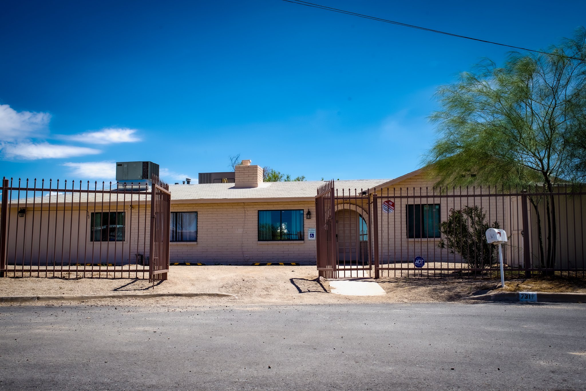 Tucson Other: 731 W 40th St