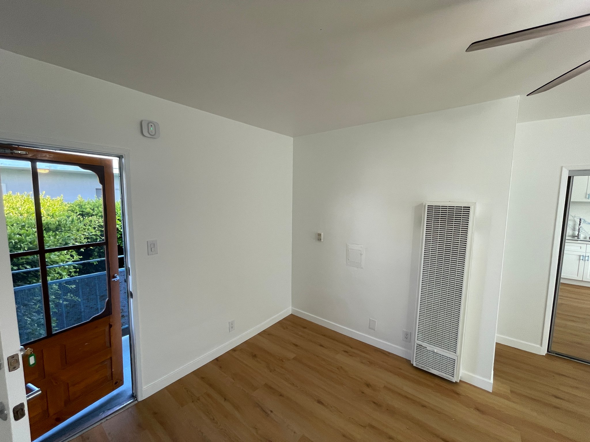Venice Apartment: 25 Navy Street