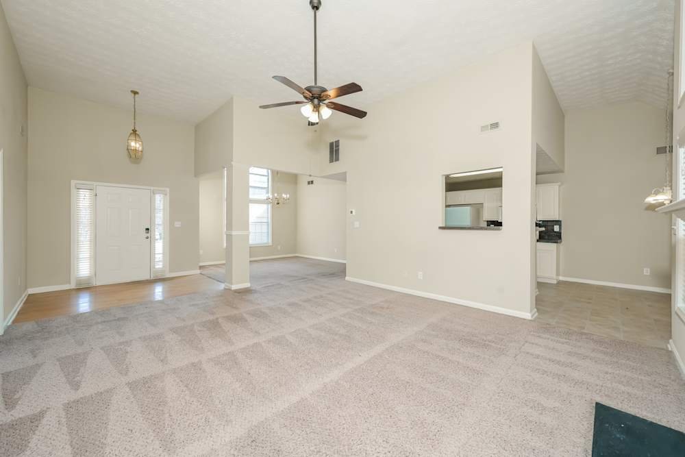 Stockbridge Townhome: 291 LakeviewPl,