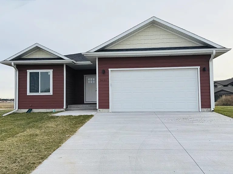 Commerce City House: 7381 E 82nd Place