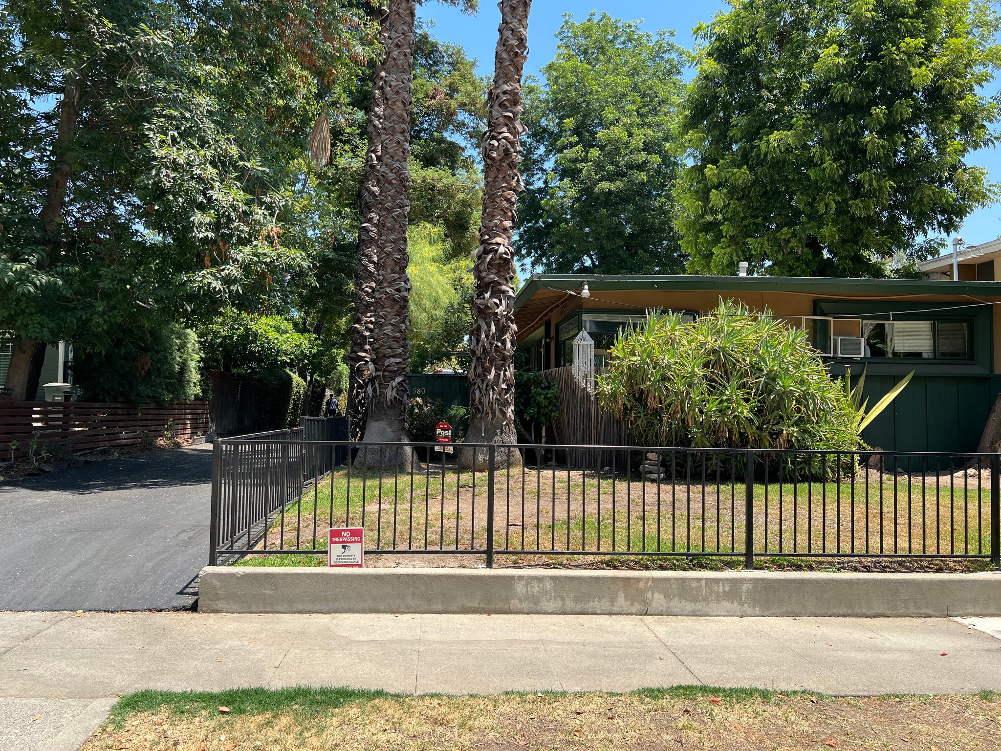 Pasadena Apartment: 580 N Madison Ave