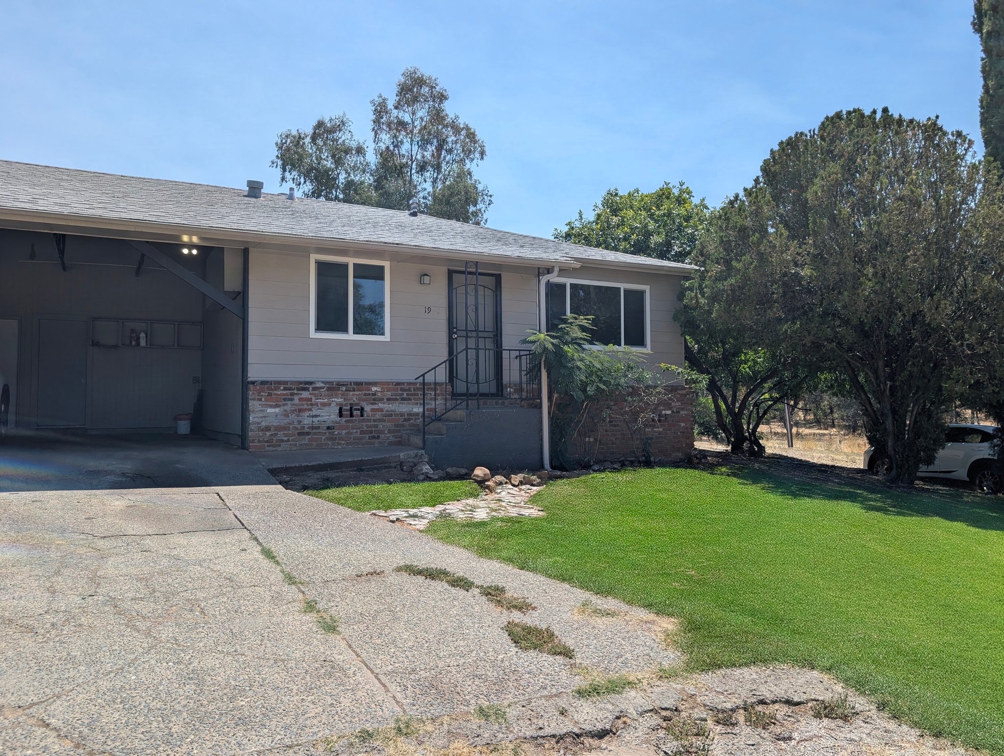 Oroville Multiplex: 19 Pinedale Ave
