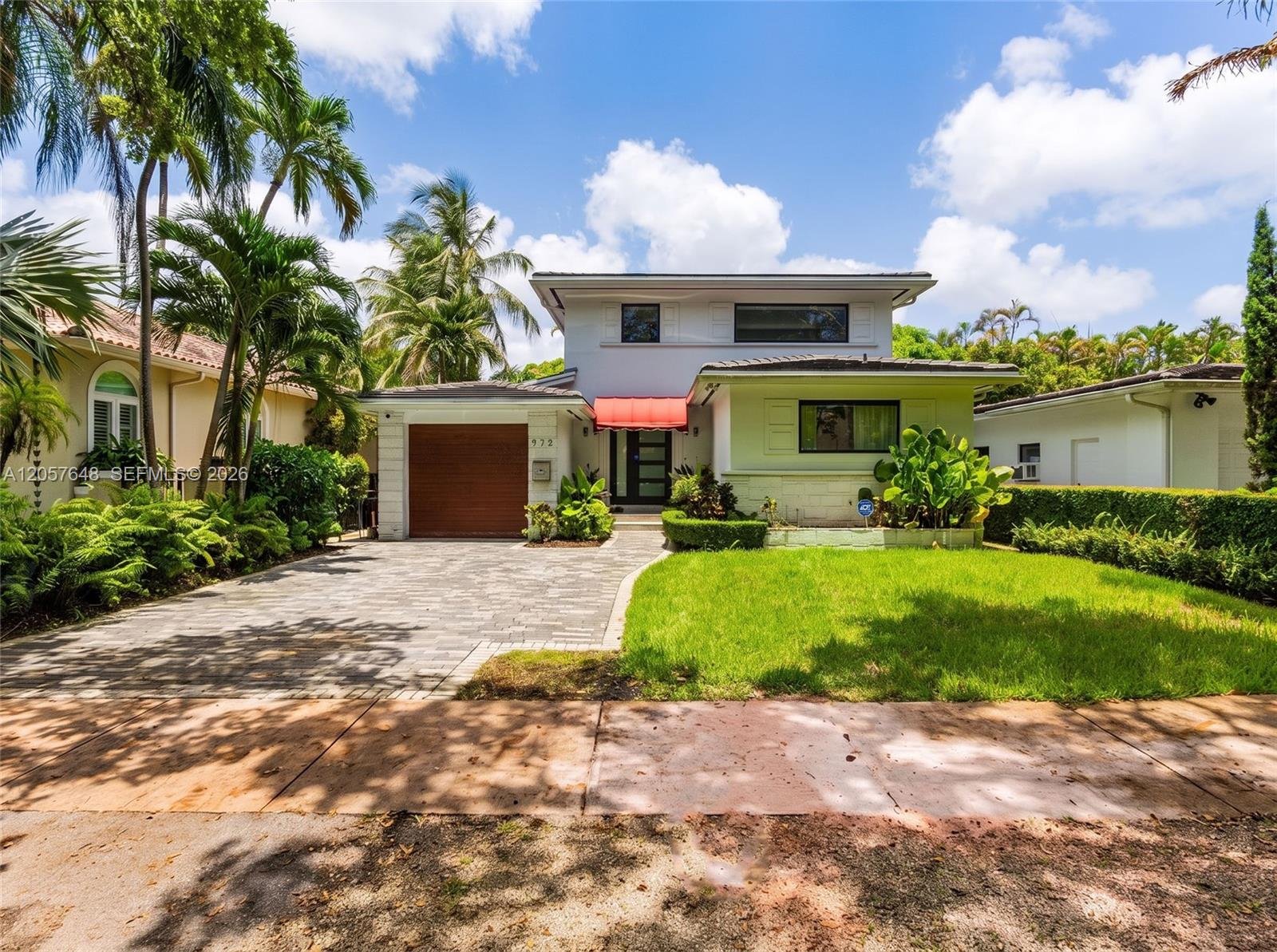 Miami House: 925 Algaringo Ave