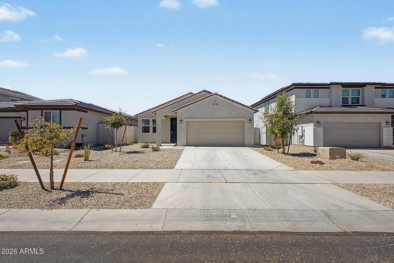 Surprise House: 17865 W Daley Ln