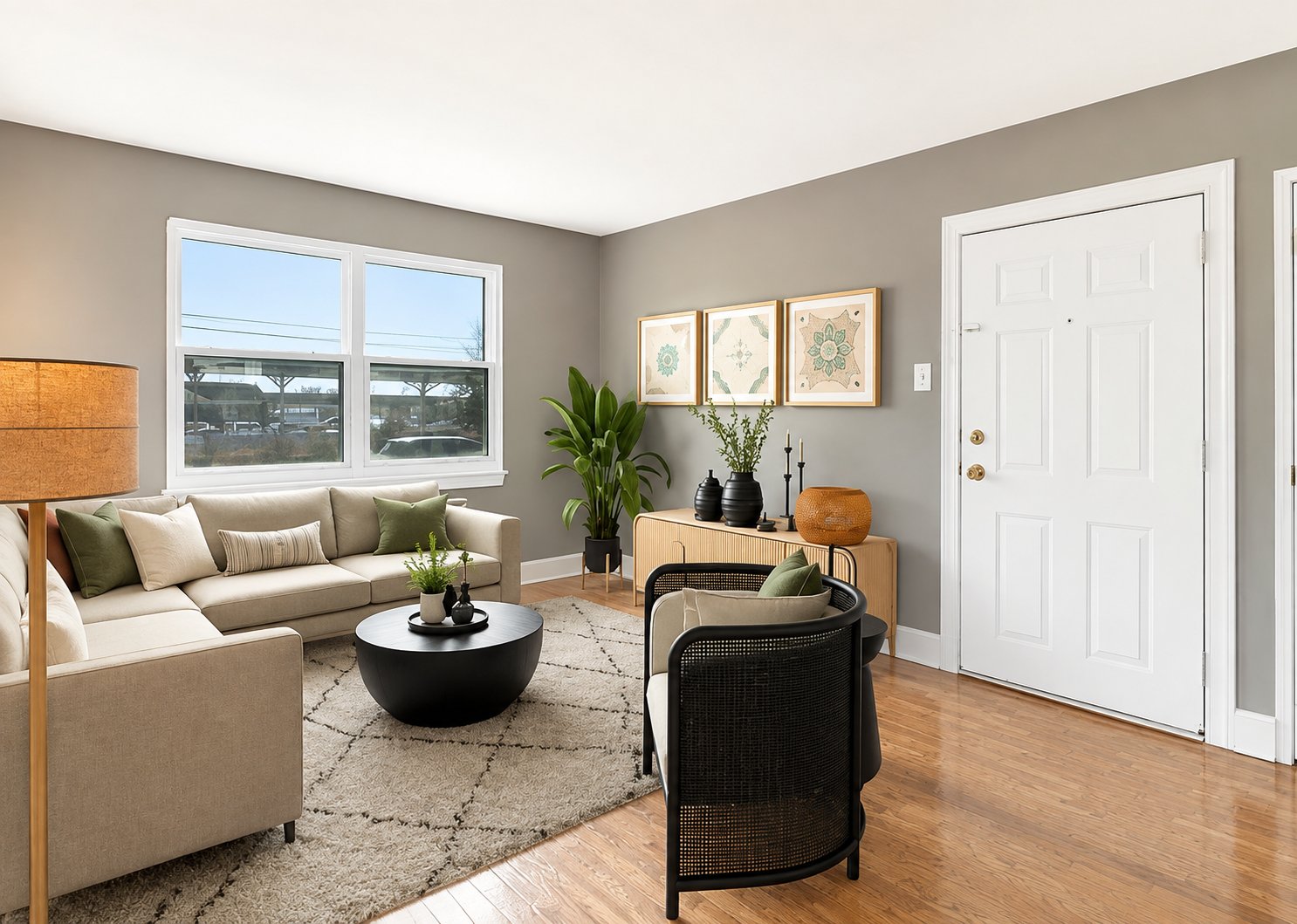 Pleasantville Apartment: 1005 S Main St