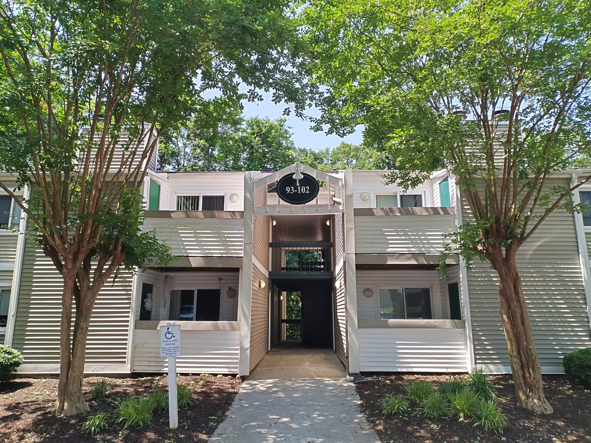Lynchburg Apartment: 600 Reusens Rd
