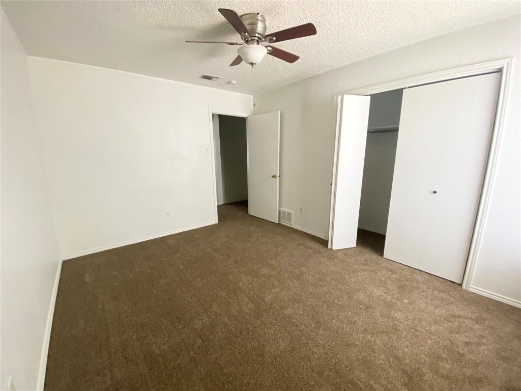 White Settlement Townhome: 113 Myers Drive