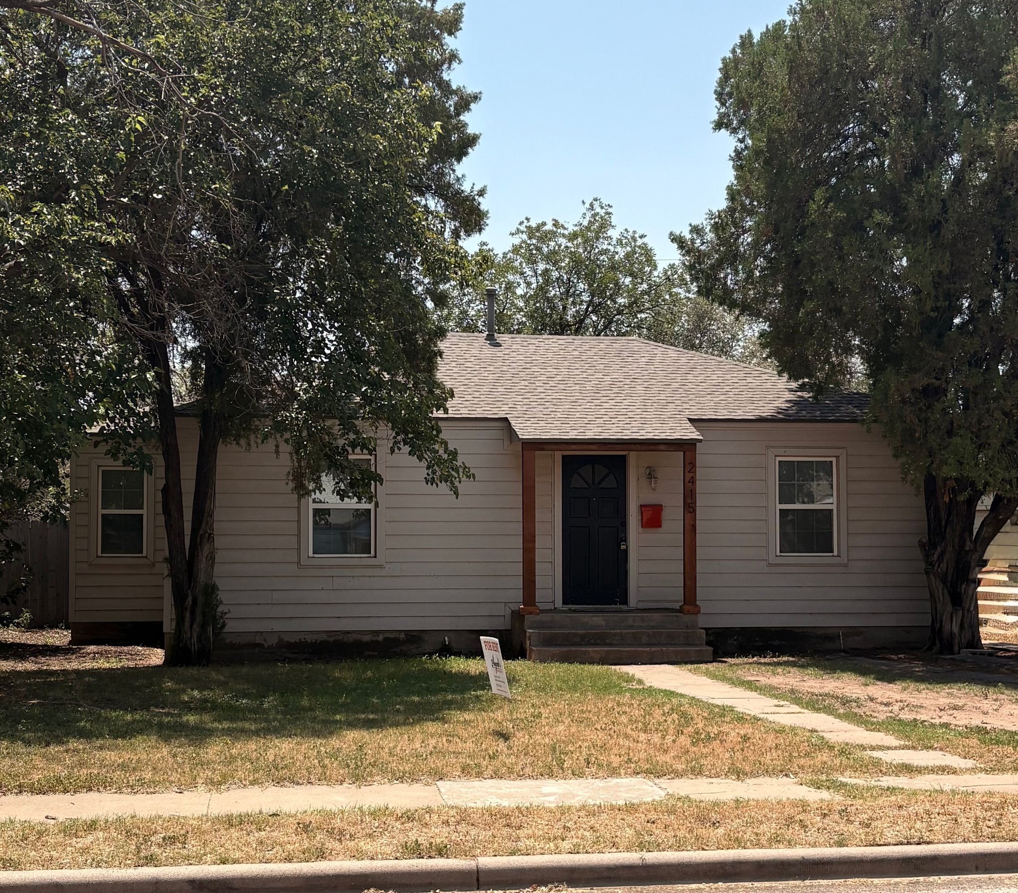 Lubbock House: 2415 31St Street