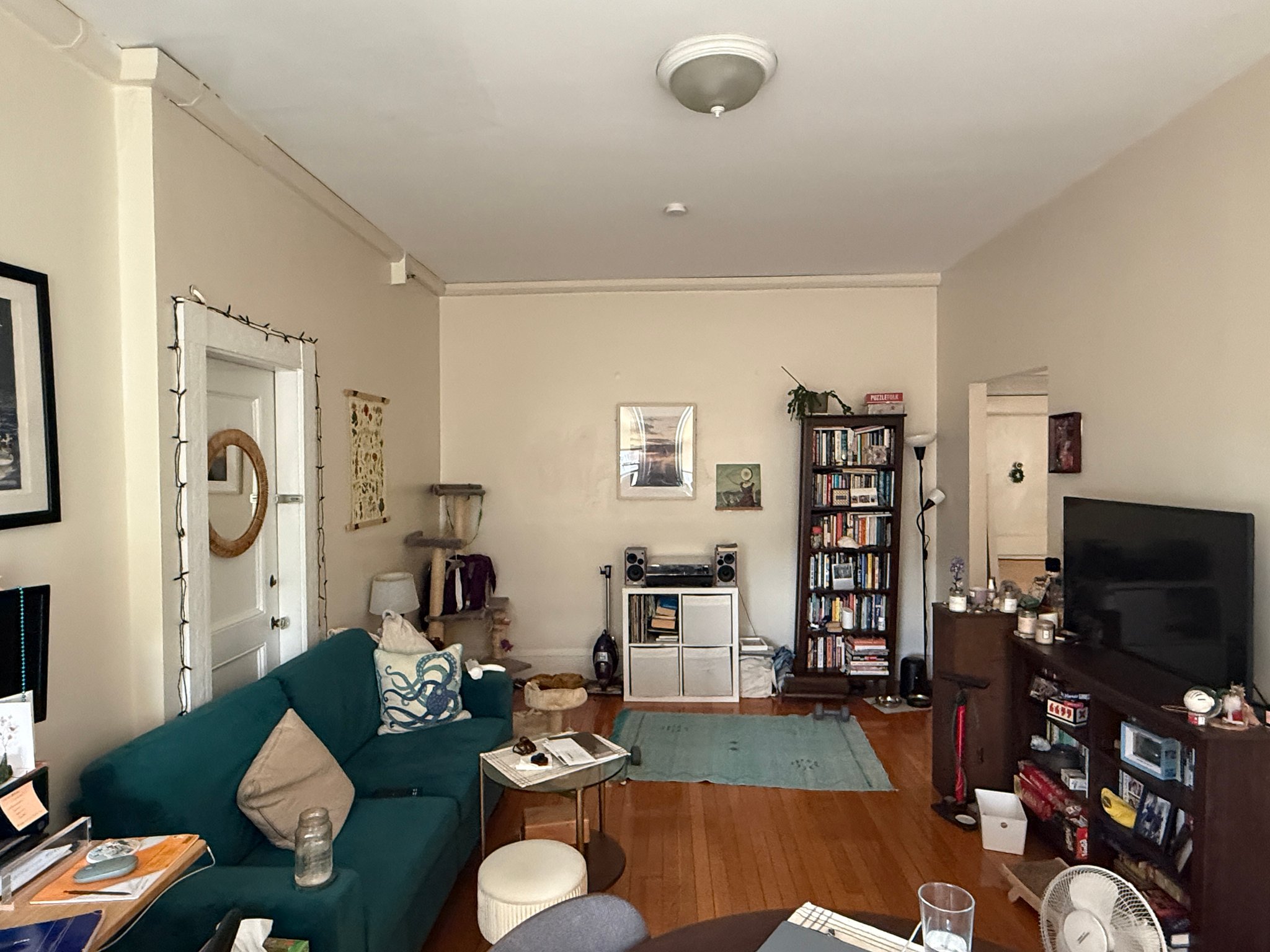Brookline Apartment: 1477 Beacon St. #43