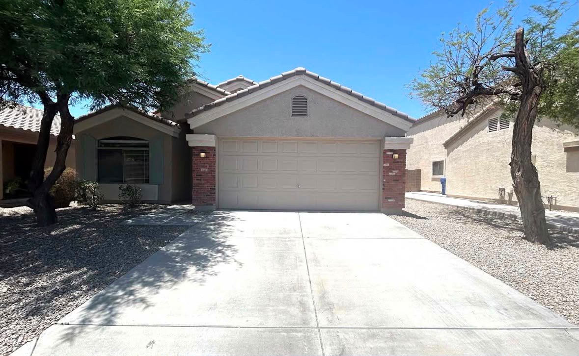 Tolleson House: 1835 S 106th Ave