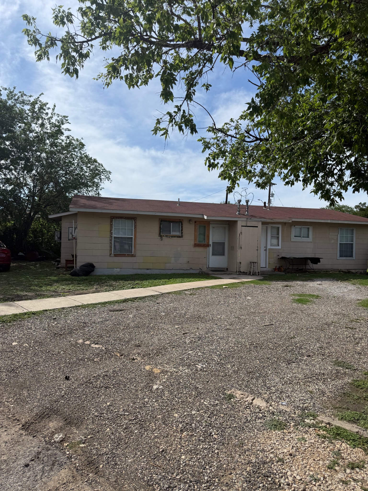 San Antonio Multiplex: 602 Ellor Dr