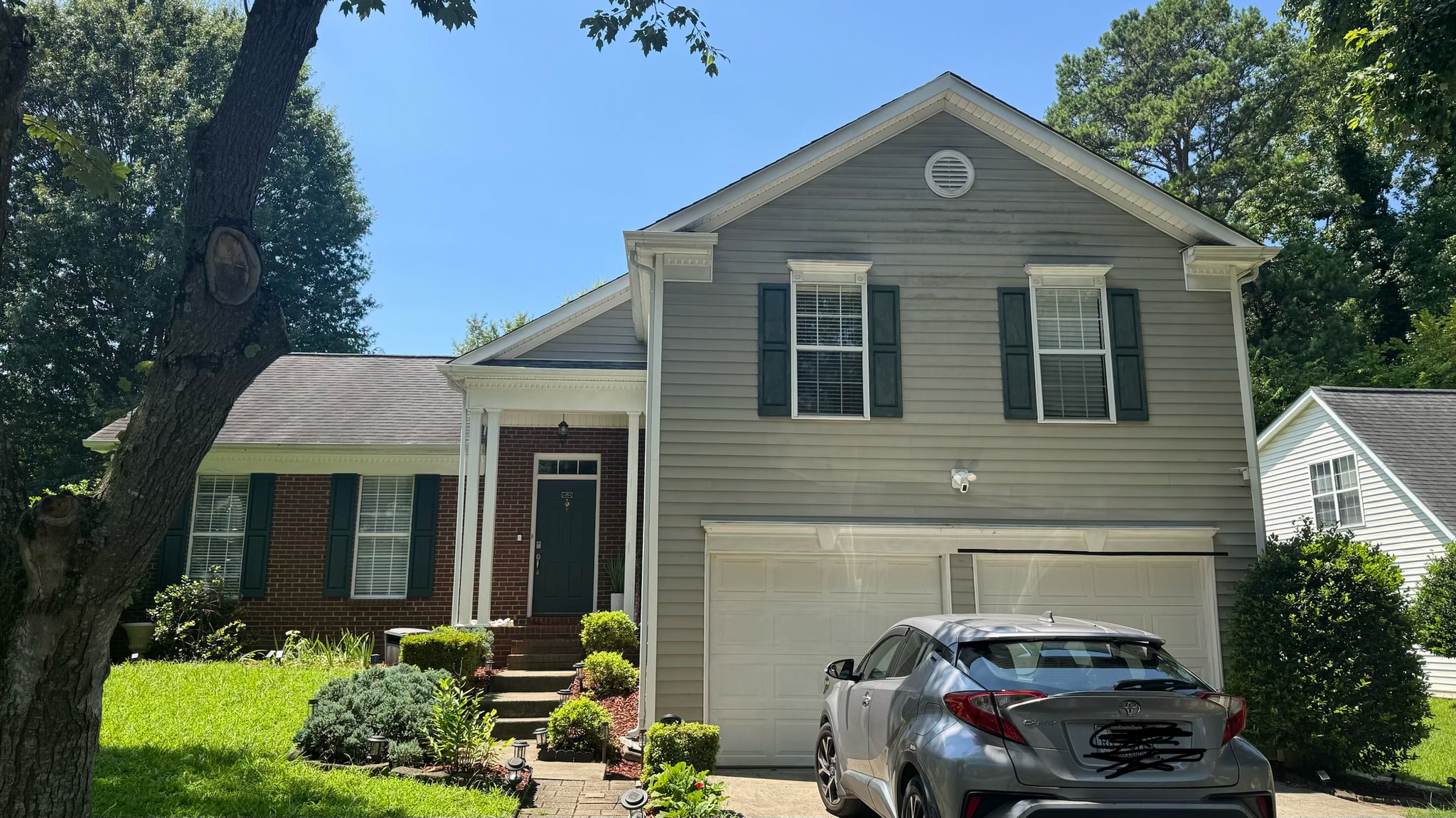 Charlotte House: 13715 Kensal Green Dr