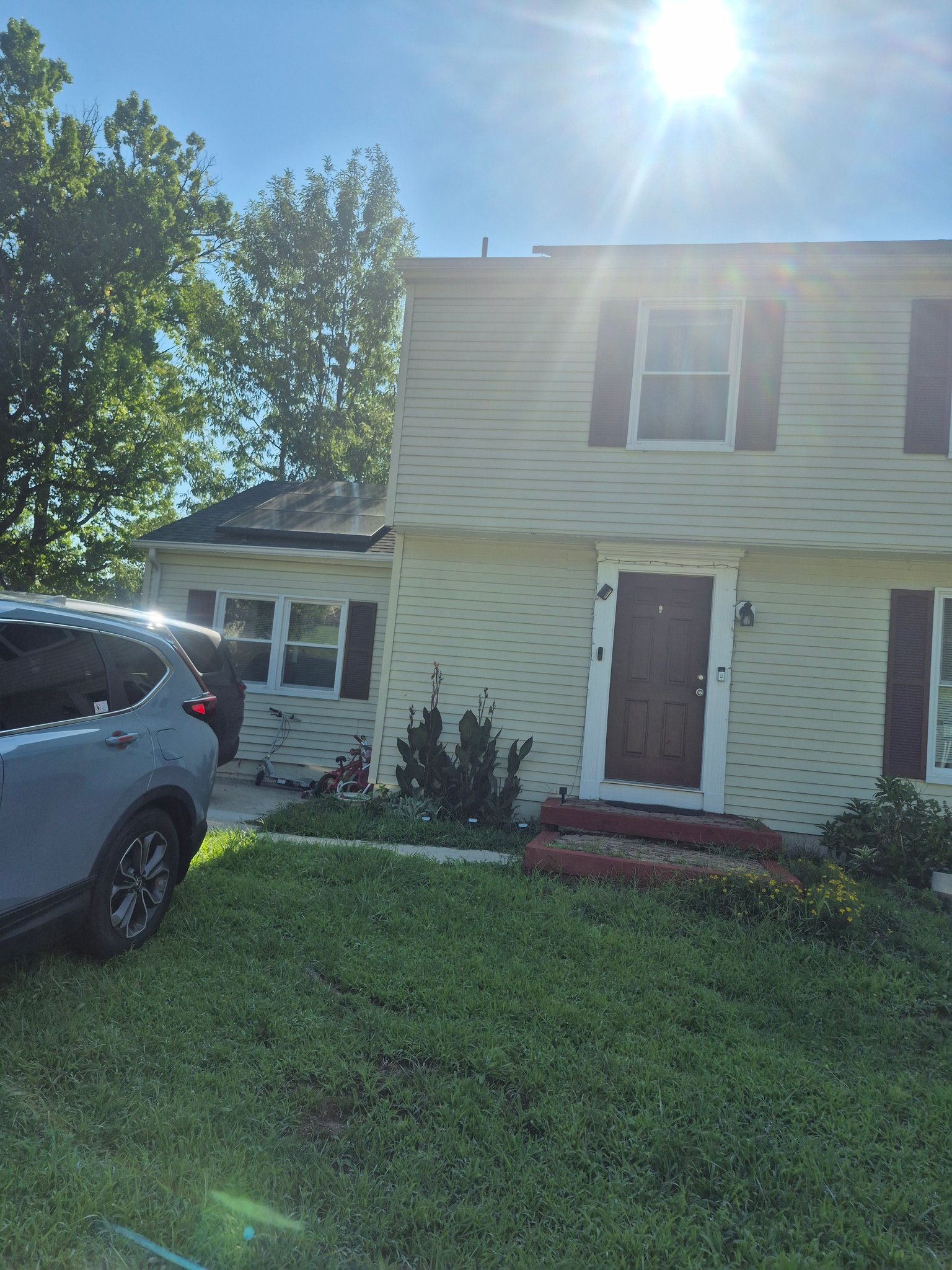 Clinton House: 11108 Willow Way Ct
