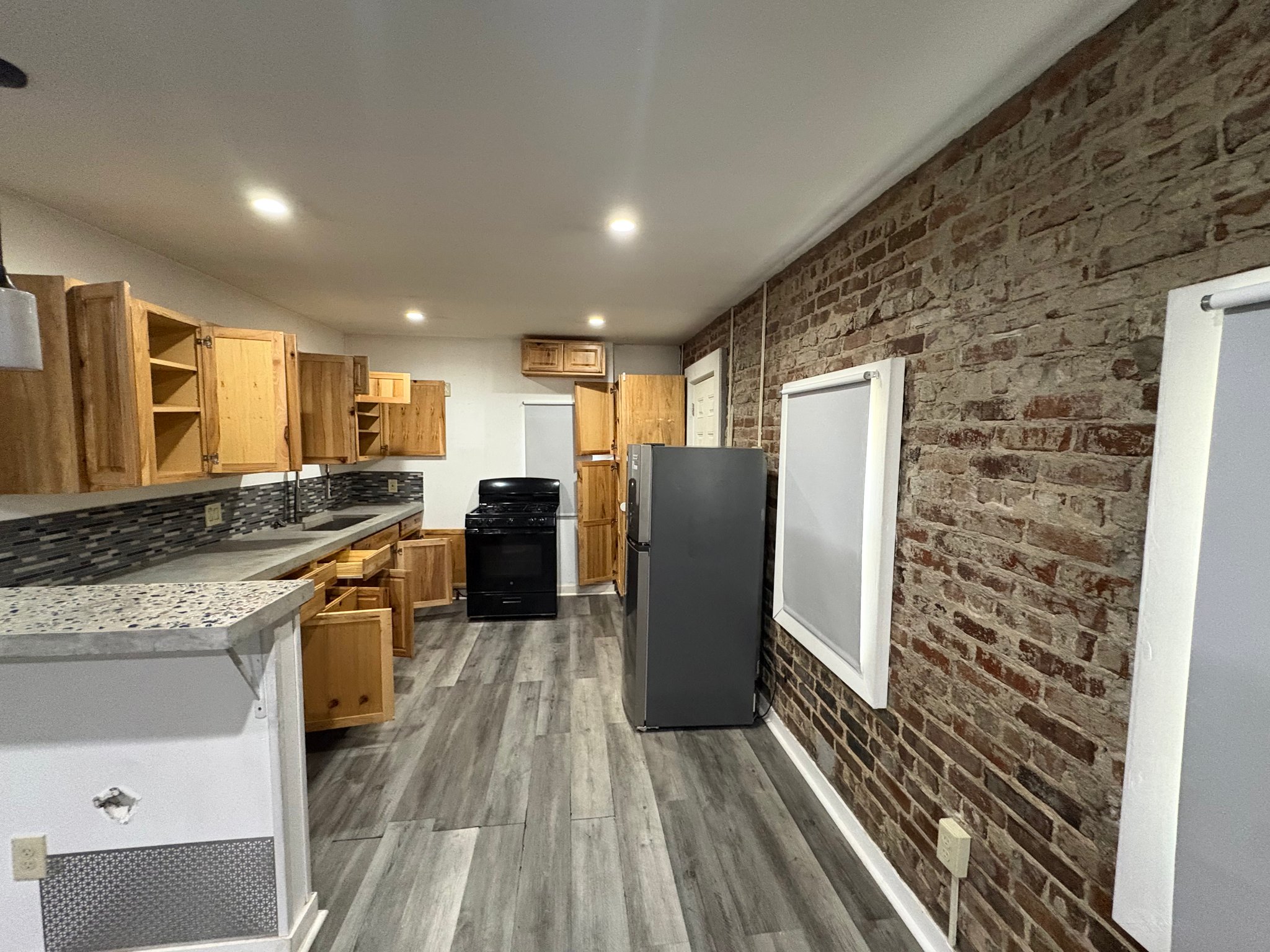 Joplin House: 2209 Bird Ave #1/2