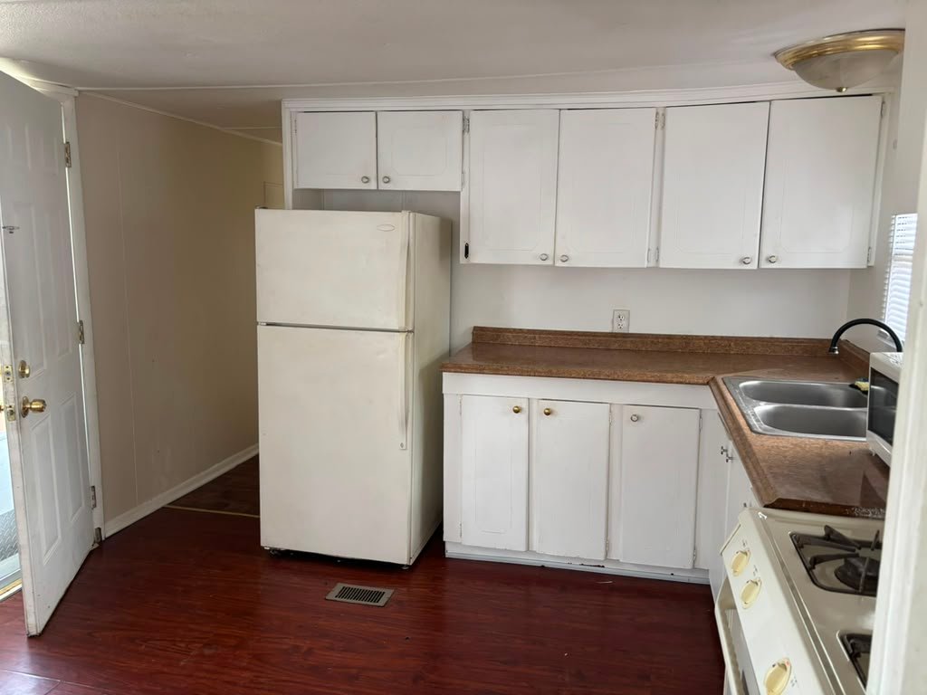 Sterling Other: 1501 W 4th St