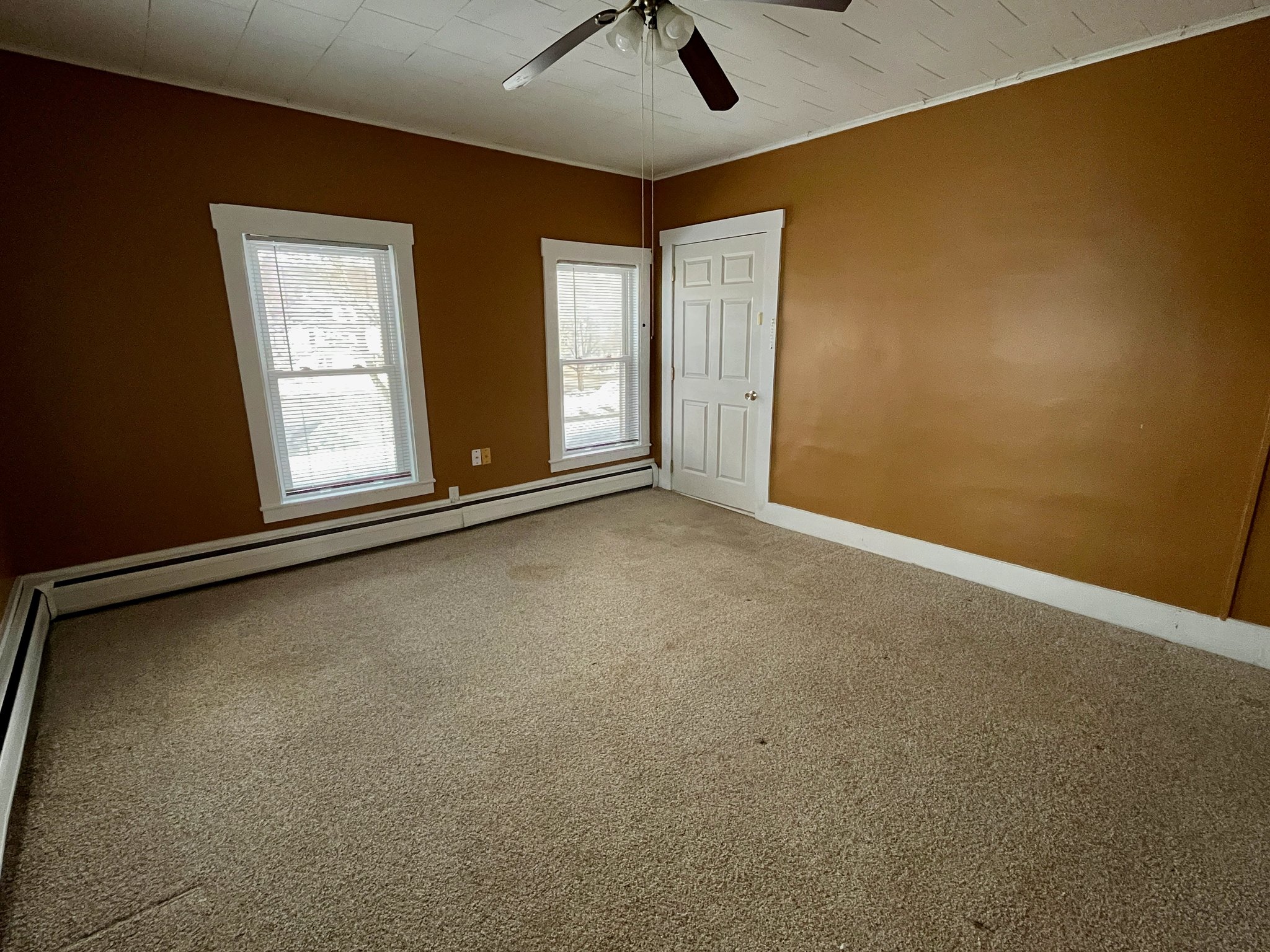 Strong Apartment: 50 N Main St