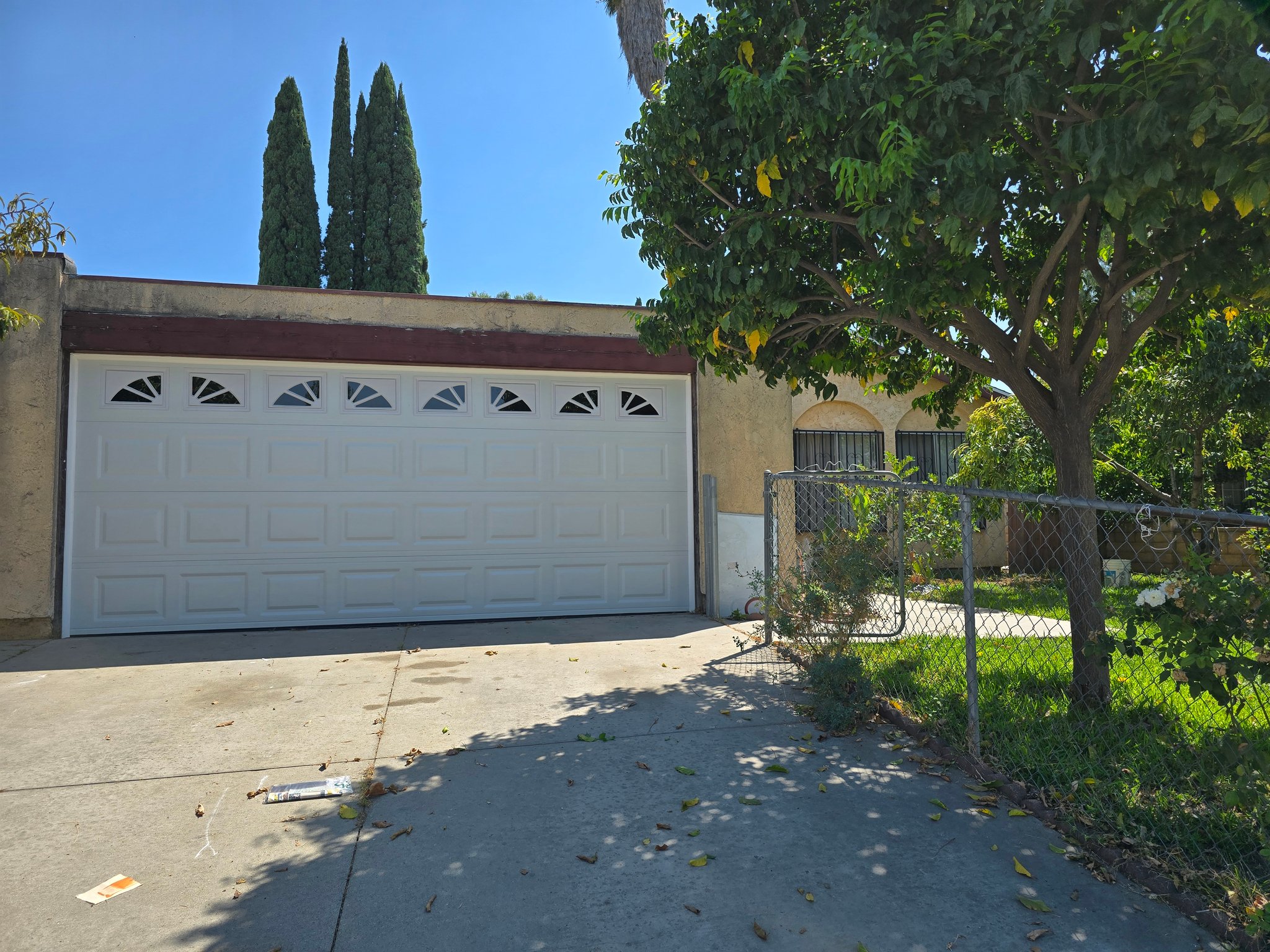 El Monte House: 10650 Dilo St