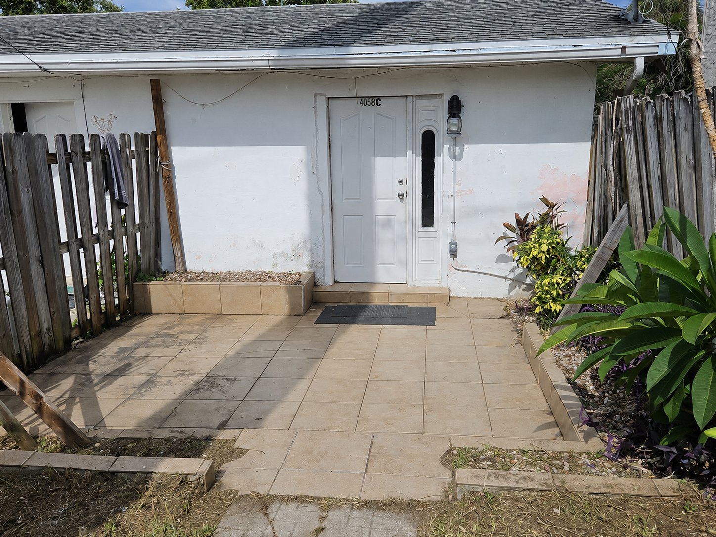 Fort Pierce Apartment: 4058 N US Highway 1