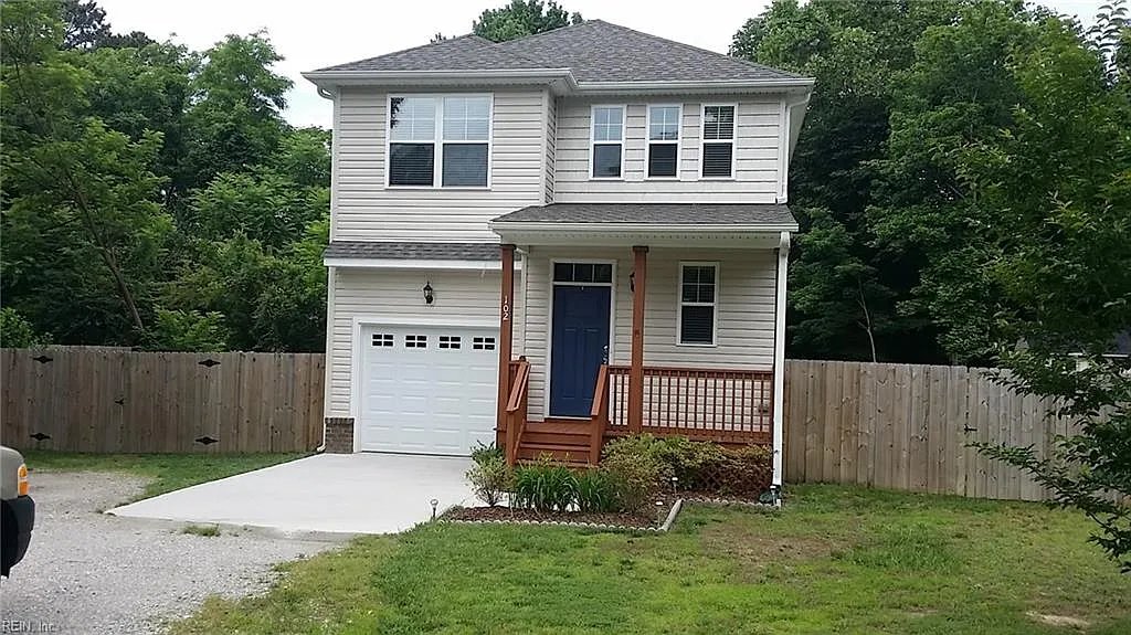 Williamsburg House: 102 grove heights ave