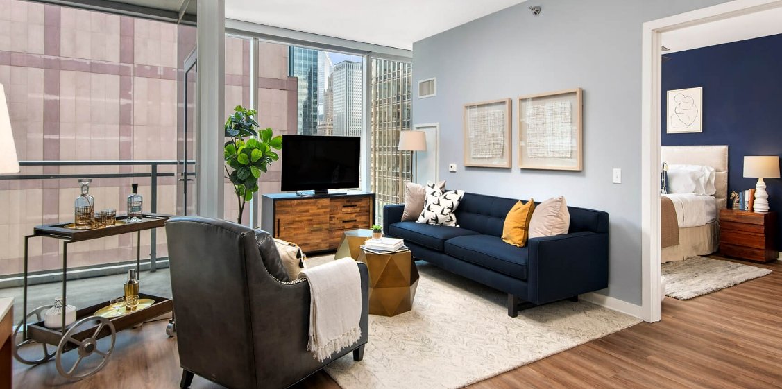 Chicago Condo: 160 W Kinzie St