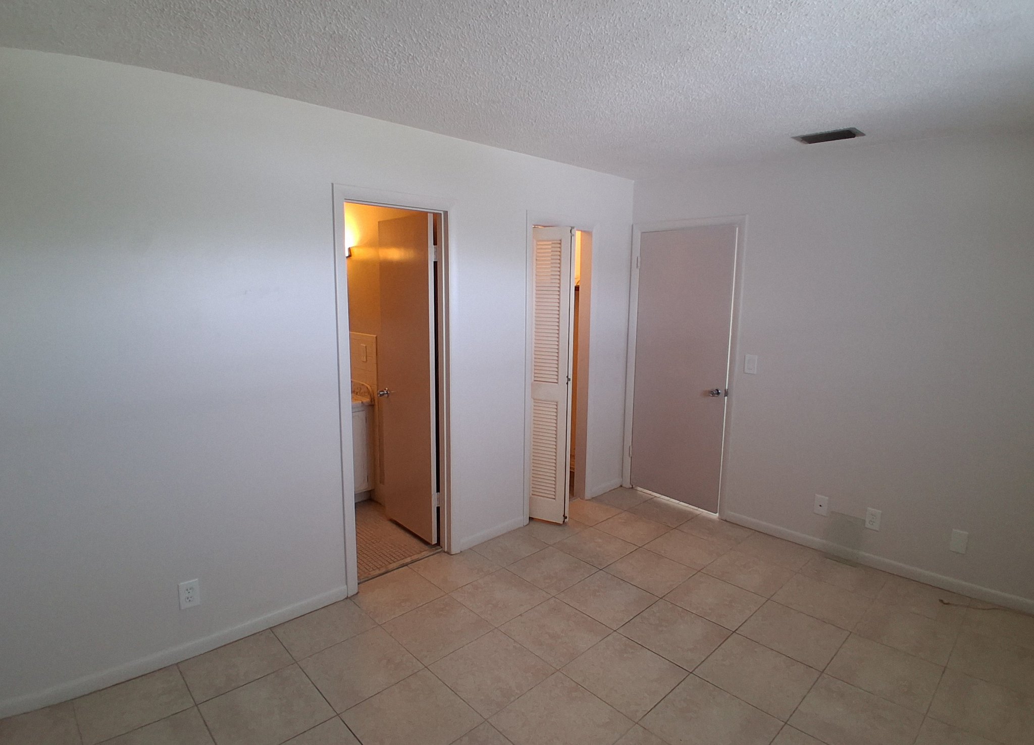 lantana Condo: 410 west palm street