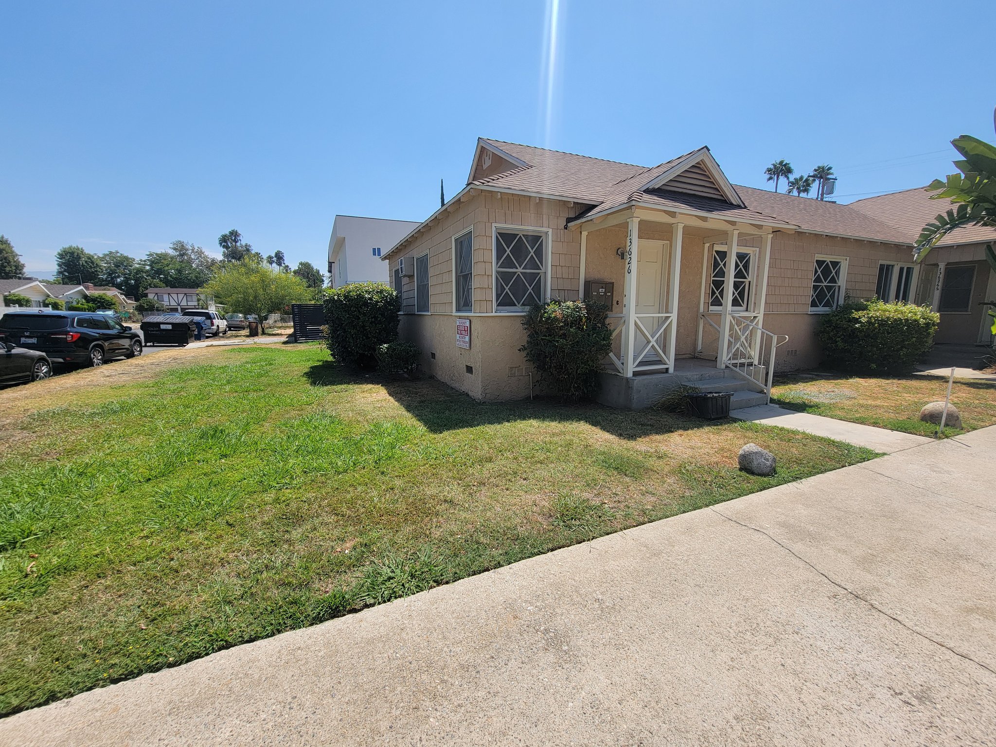 Van Nuys Multiplex: 13626 Leadwell St
