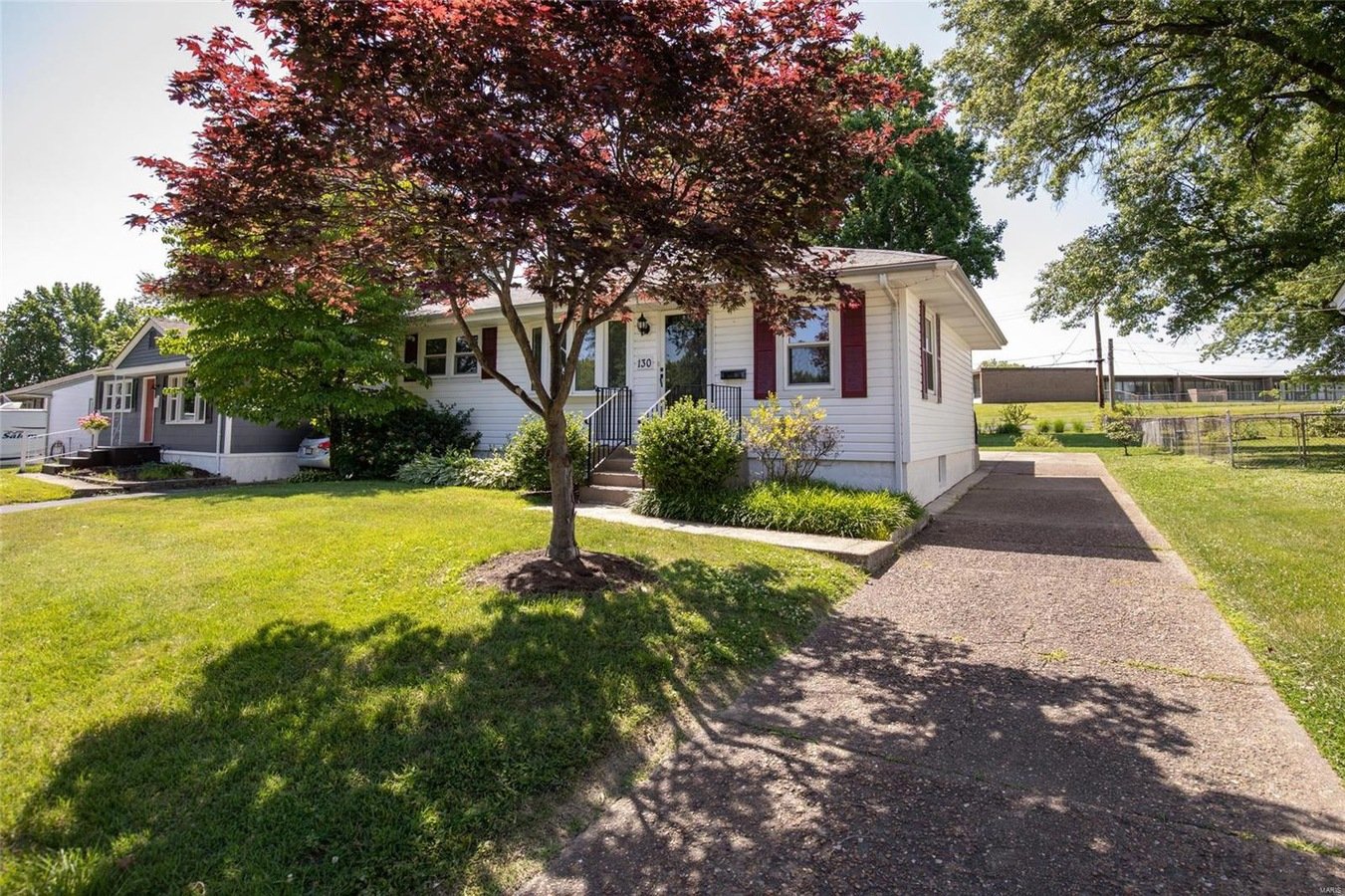 Florissant House: 130 Saint Maurice Ln