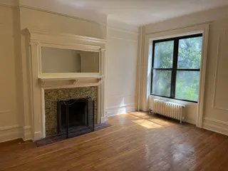 New York Apartment: 328 West 101 St