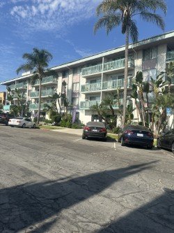 Long Beach Apartment: 3415 Linden Ave